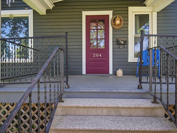 2nd image of 204 Riverside Ave