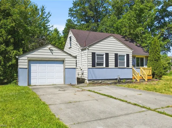 1620 Cedar Dr, Lorain, OH 44052