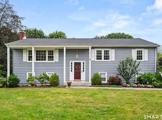 3 Stonybrook Rd, Norwalk, CT 06851