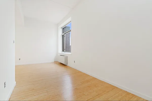 Rented by REAL New York | media 3