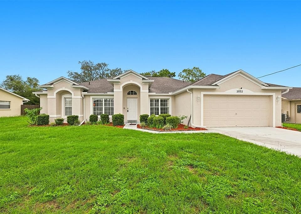 1st image of 2032 DE CARLO AVENUE
