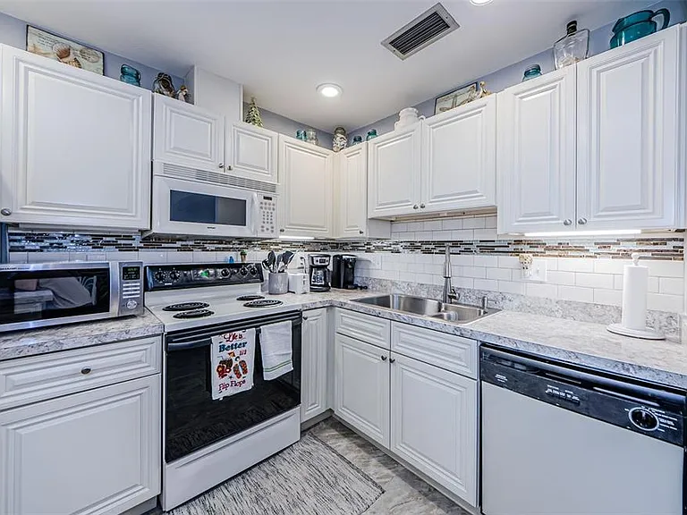 2700 Bayshore Blvd #6104 — Photo 12