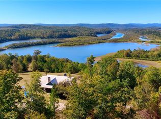 284 River Rd, Westminster, SC 29693