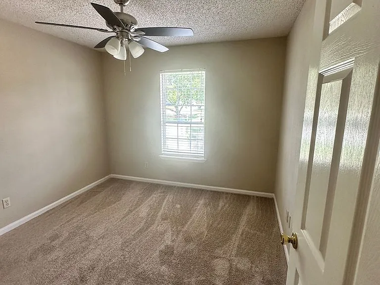 1763 Wayland Park Dr — Photo 17