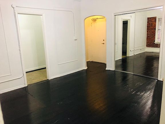 2nd image of 849 S Oxford Ave APT 104