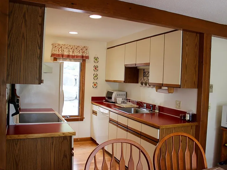 619 Otter Rd — Photo 8