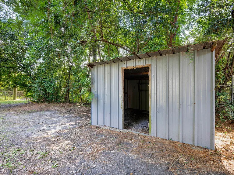 2900 Holt Dr — Photo 30