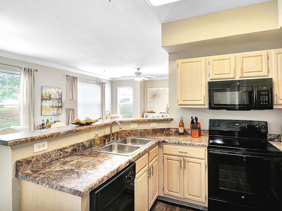 Kitchen Vintage at Zona Rosa