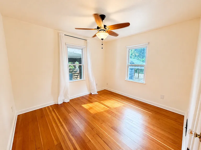 1414 S Hervey St — Photo 15