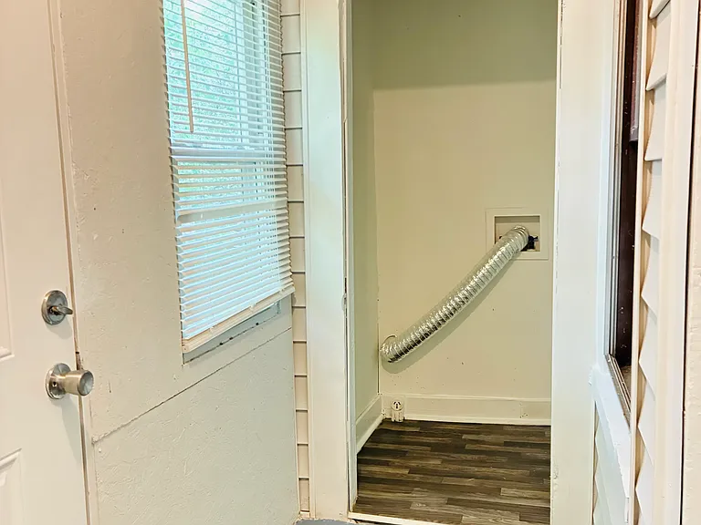 308 W Sullivan St — Photo 21