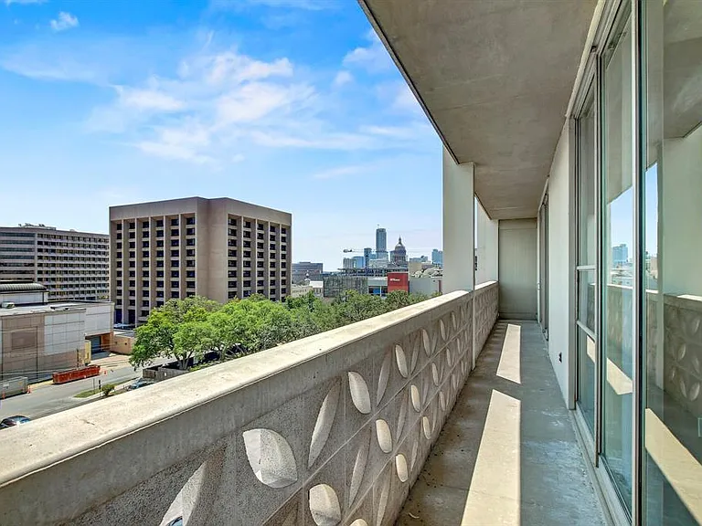 1801 Lavaca St #5F — Photo 21