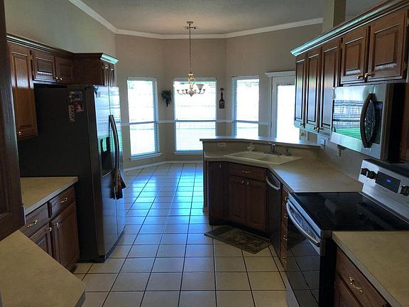 3rd image of 15504 Stepping Stone Ct