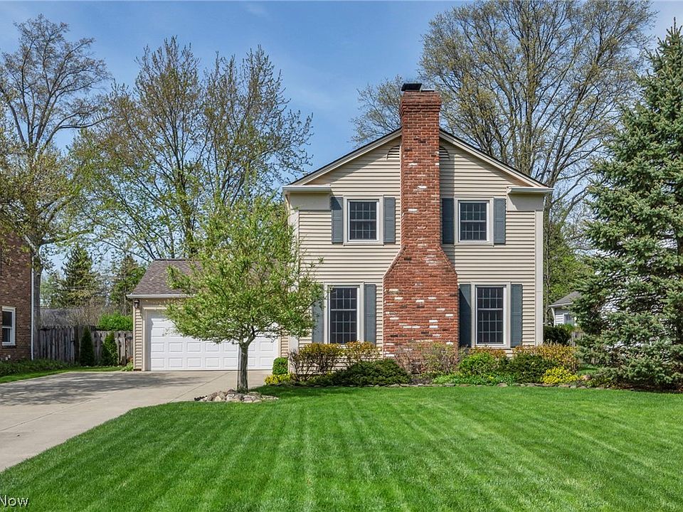 1st image of 23066 Stoneybrook Dr