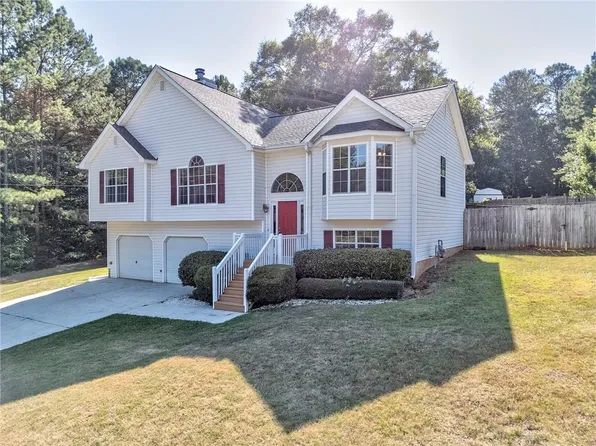 156 Royal Ct, Dallas, GA 30157