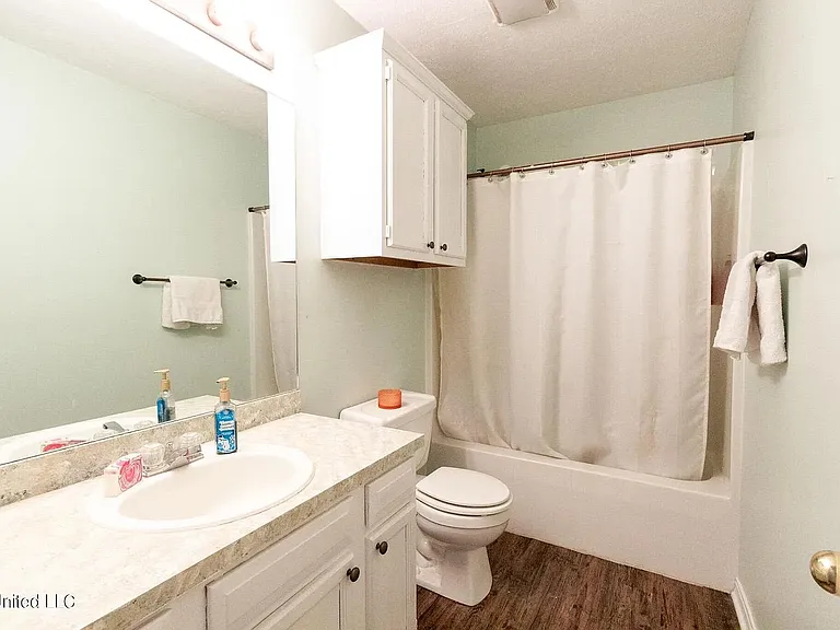 200 Kings Ridge Cv — Photo 12