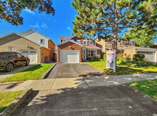 1522 Amberlea Rd, Pickering, ON L1V 4T7