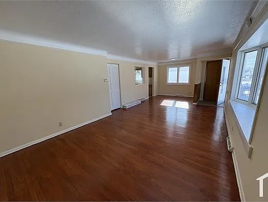 5075 Arch St — Photo 9