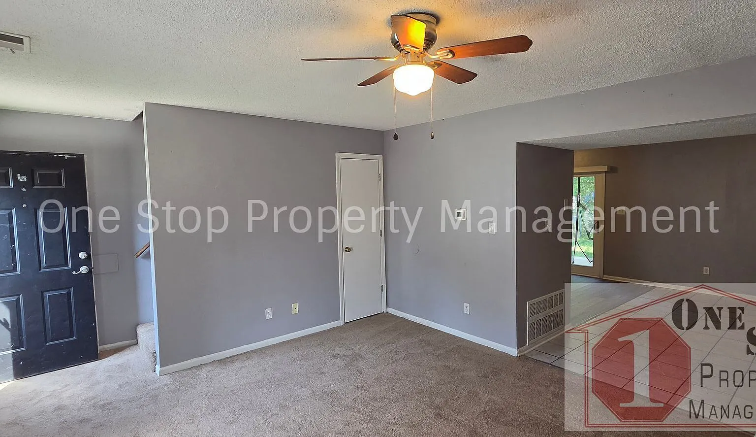 New Price! Duplex with 3 Bedroom, 1 Bathroom in Independence, MO! — Photo 3