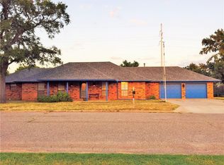 104 Apple Ridge Rd, Crescent, OK 73028