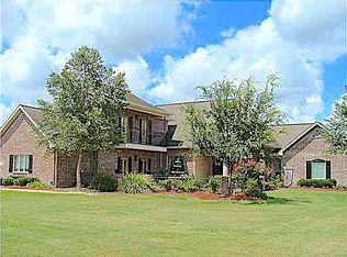 7253 E Savannah Ln, Lake Charles, LA 70605