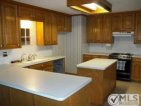2nd image of 123 Buffalo Creek Dr