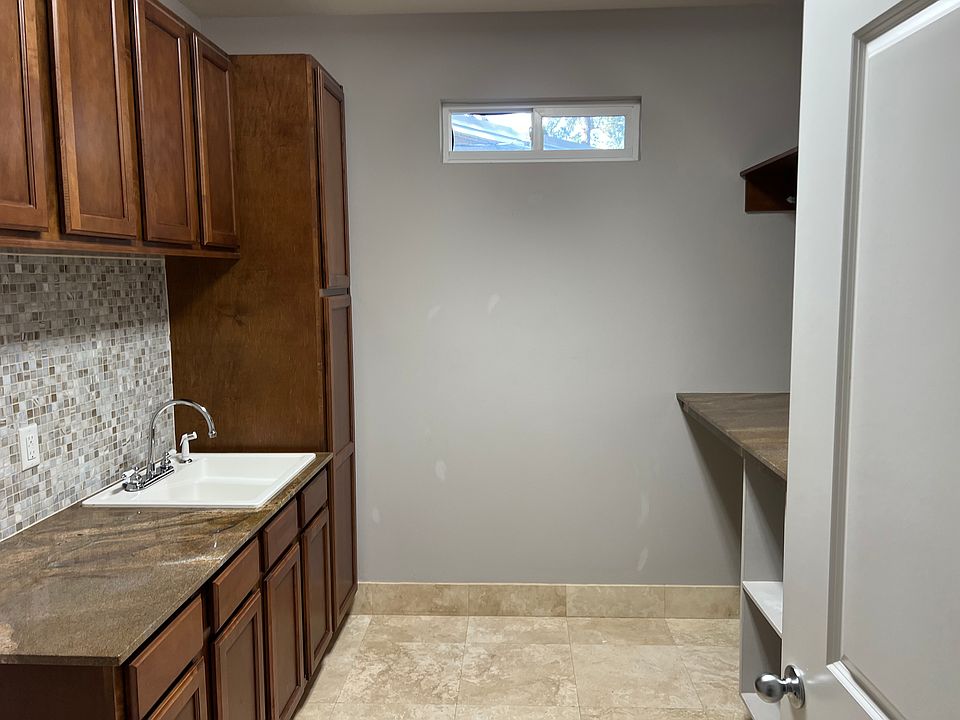 1st image of 311 Beal Pkwy NW