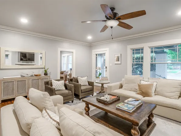 3908 Clarke Ave, Fort Worth, TX 76107