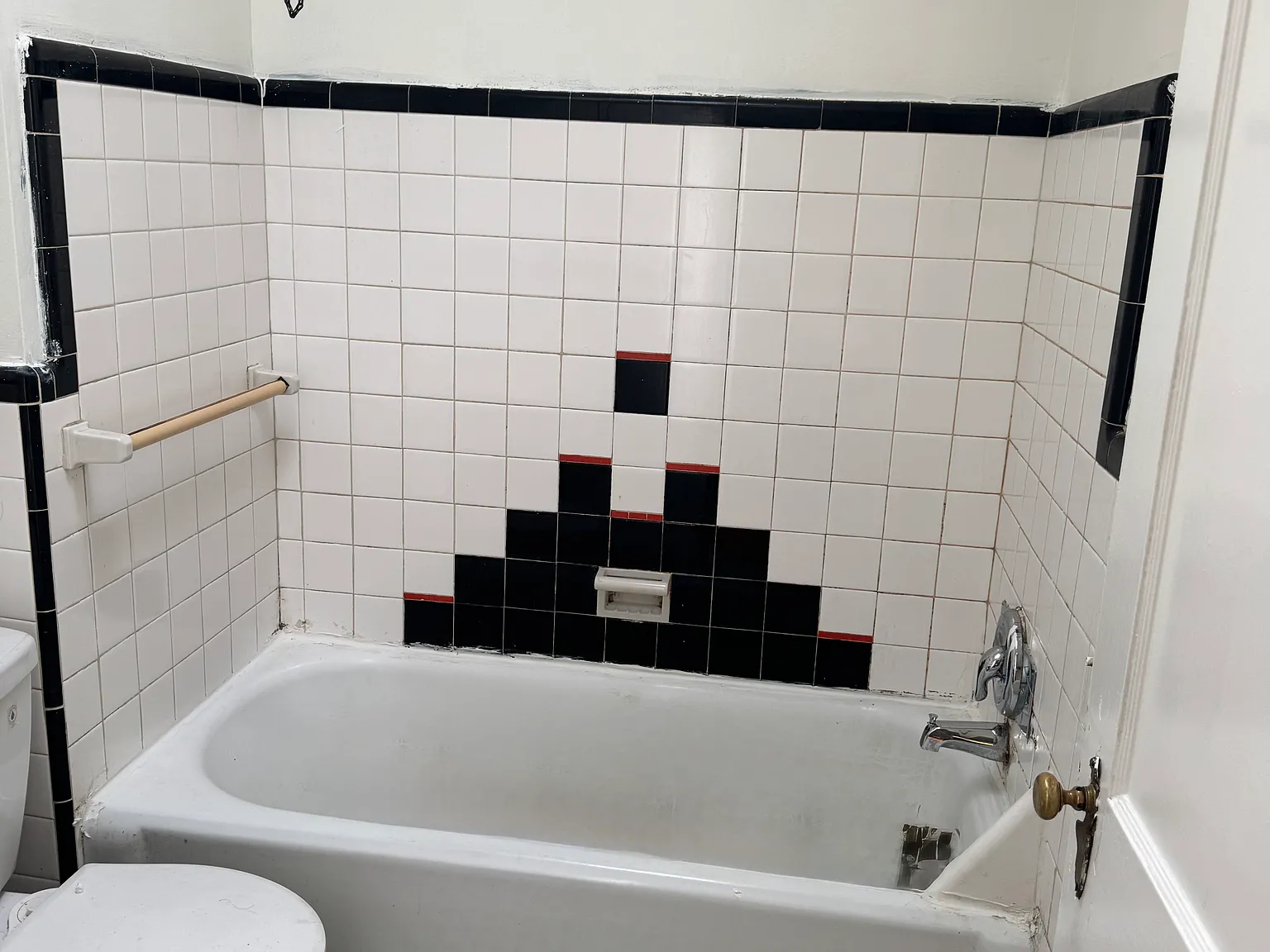 3 bed, 1224 sqft, $1,800 — Photo 2