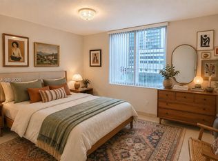 1060 Brickell Ave APT 1503, Miami, FL 33131