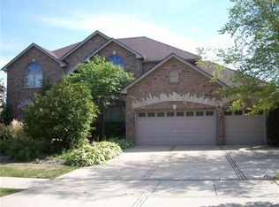 6028 Rosinweed Ln, Naperville, IL 60564