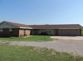 770 SW 8th St, Cache, OK 73527