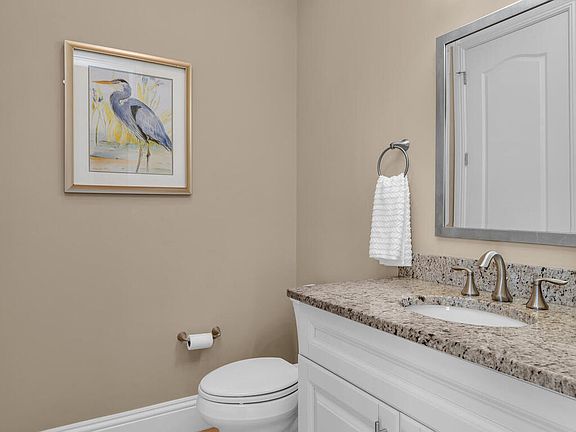5th image of 1221 Osprey Ct