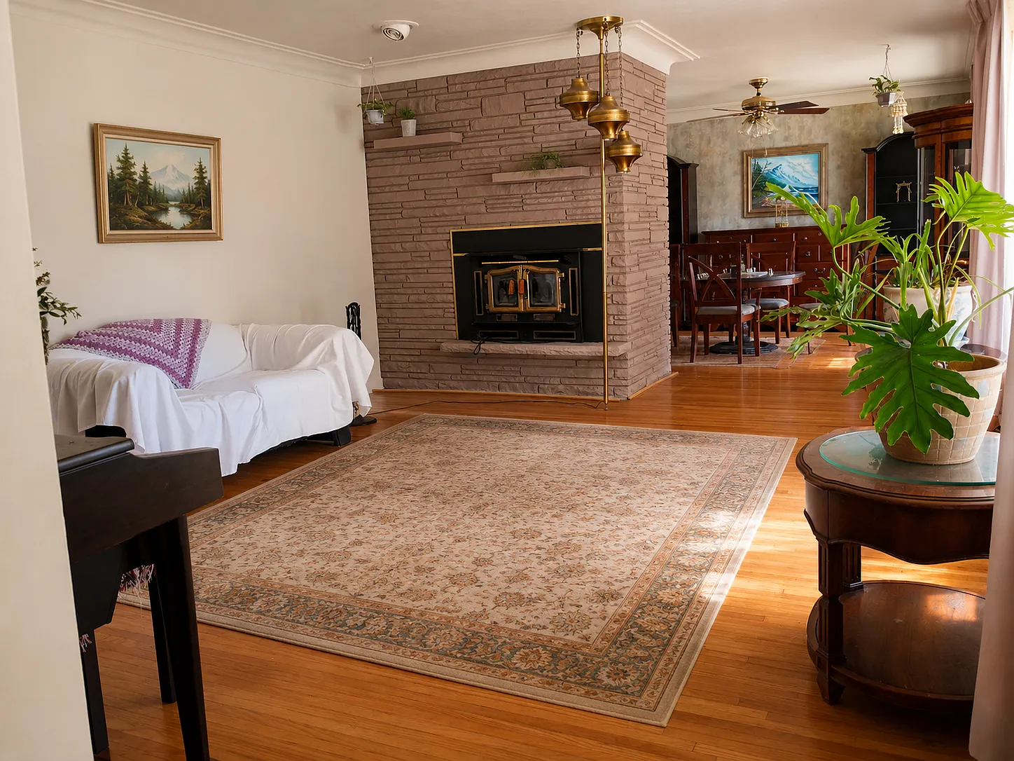 3 bed, 1894 sqft, $2,200 — Photo 2