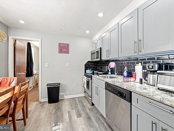5th image of 506 Ryers Ave