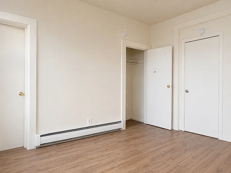 606 4th St #3 — Photo 13