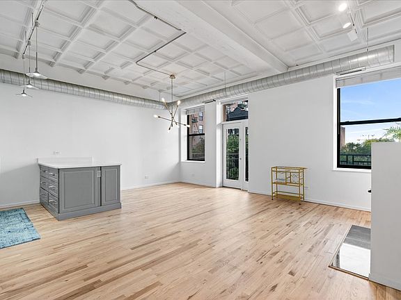 3rd image of 1307 S Wabash Ave APT 312