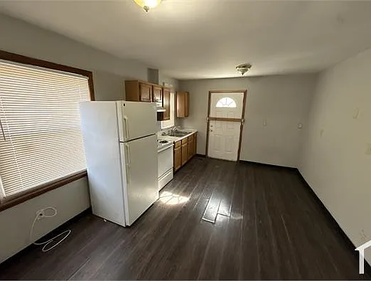 10169 Winkler Dr — Photo 6
