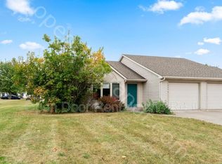 1504 Fieldstone Dr, Fort Wayne, IN 46815
