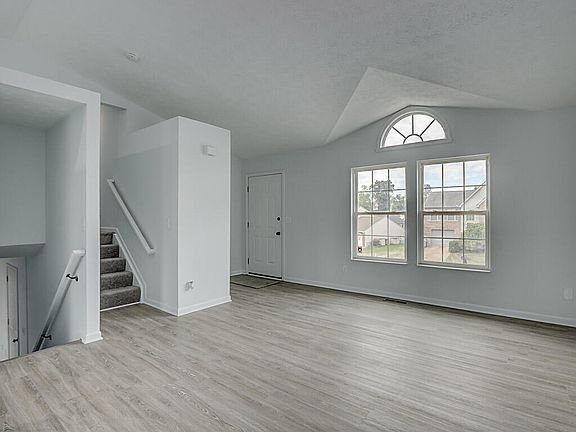 2nd image of 2716 Berwood Ln