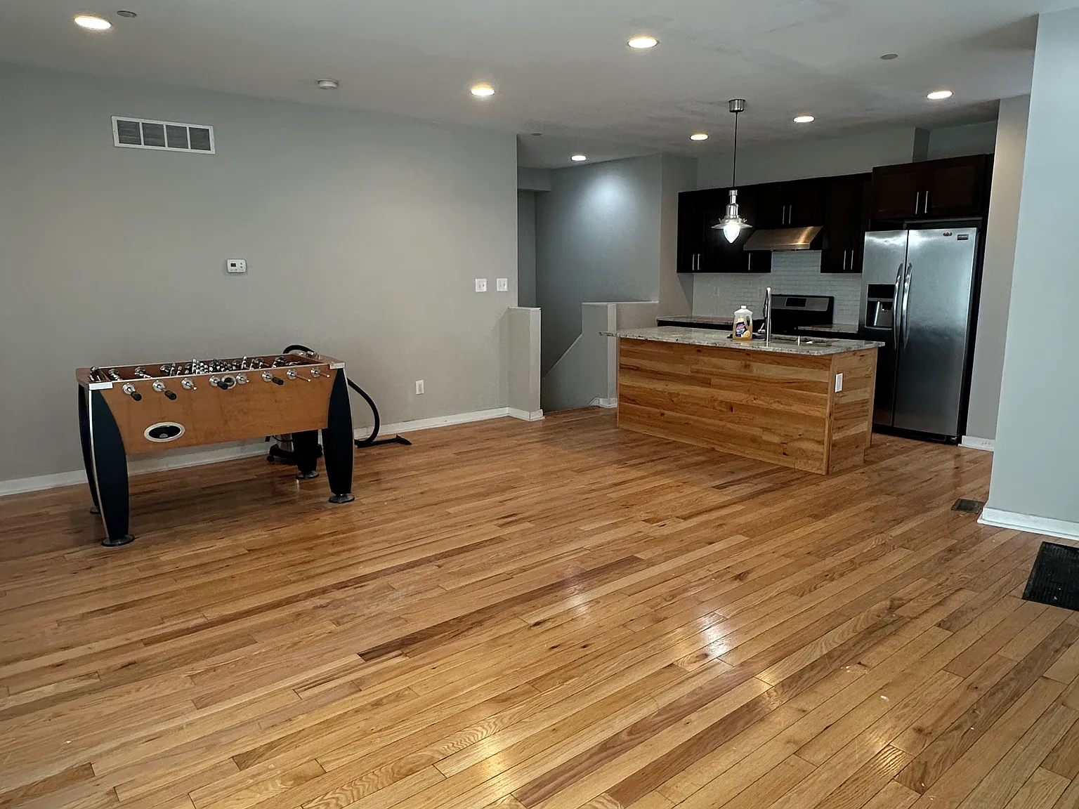 701 Fairmount Ave — Photo 2