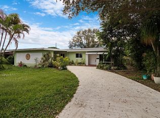 3916 Hayes St, Hollywood, FL 33021
