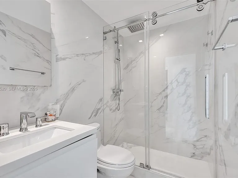 800 Claughton Island Dr #3101 — Photo 79