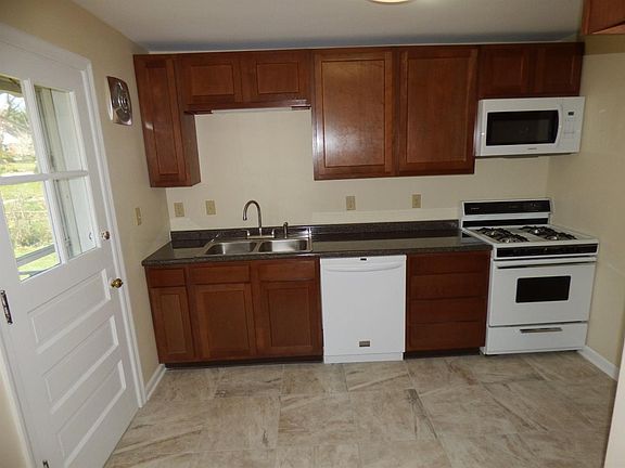 5th image of 6829 Whitehall Ave