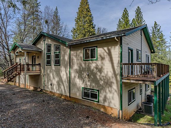 3rd image of 2383 Independence Rd