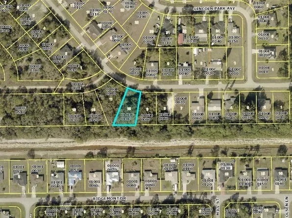 2192 Wyandotte Ave, Alva, FL 33920