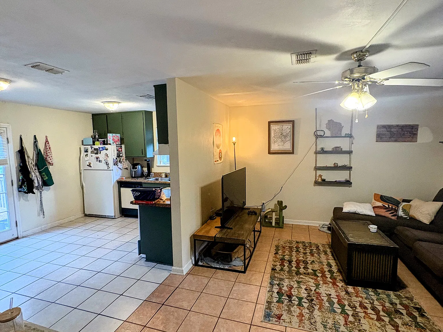 590 Pasco Ct — Photo 3