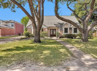 13306 Bexhill Dr, Houston, TX 77065