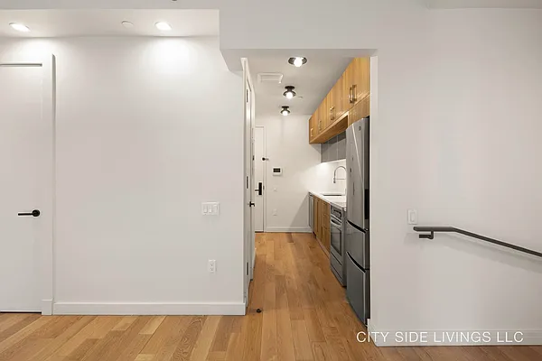 Rented by Artur Gutman, LREB | media 7