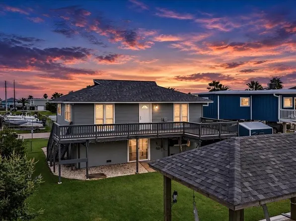 997 Redfish St, Bayou Vista, TX 77563