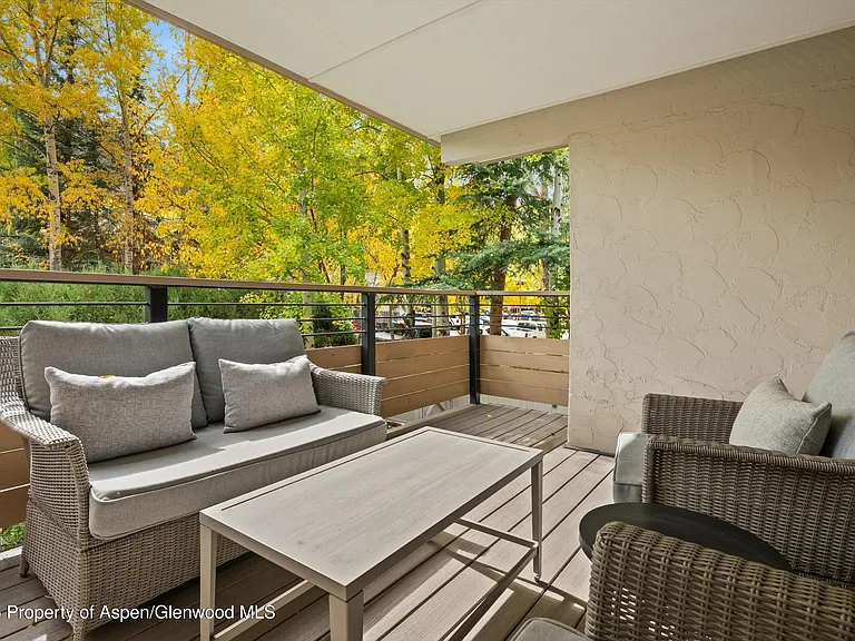 980 E Hyman Ave #3 — Photo 16